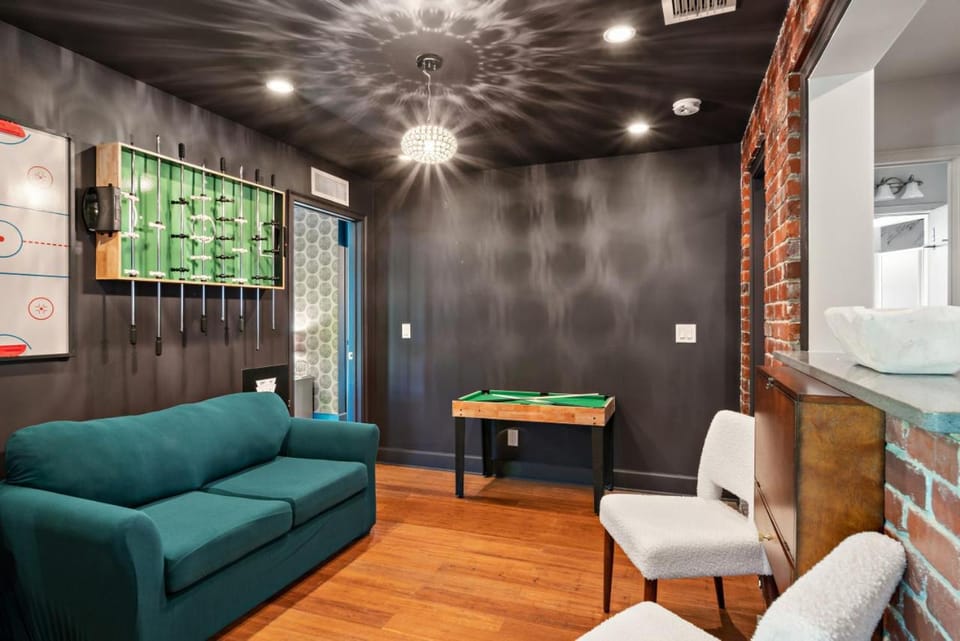 Pool Home w Game Room Near Peanut Island House in West Palm Beach