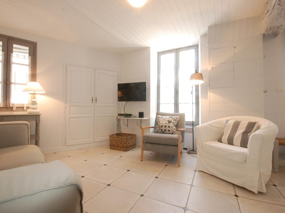 Appartement charmant au cœur du village - FR-1-258-240 Apartment in Saint-Martin-de-Ré