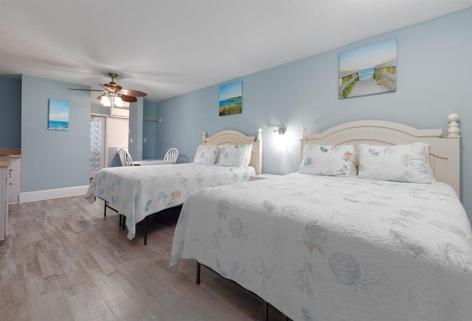 Surf City Coastal Stay Mermaids Rest motel unit Apartment in Surf City