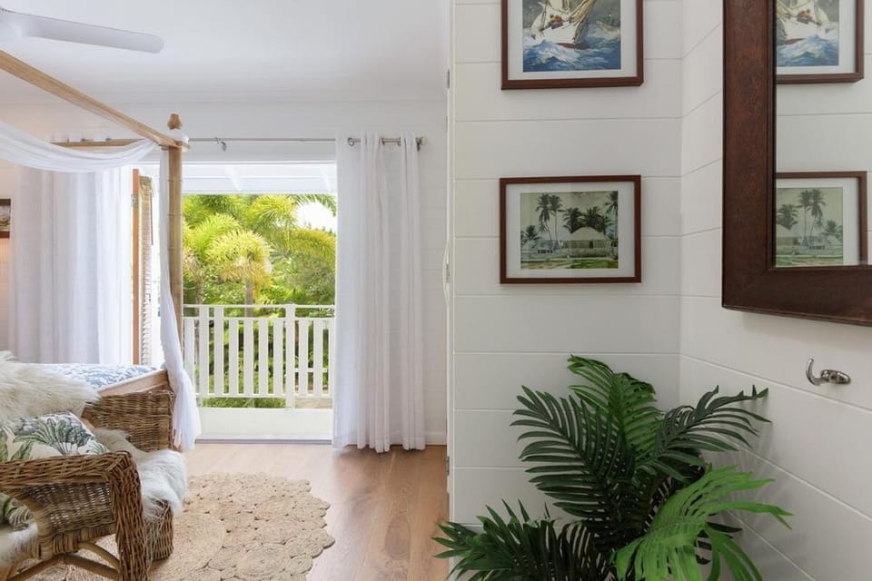 Fullmoon Cottage - Easy Walk to the Beach and Town Villa in Port Douglas