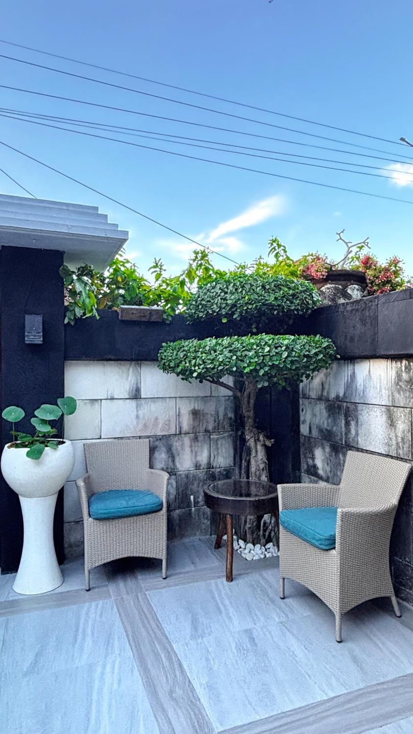Day, Garden, Balcony/Terrace, Seating area, Garden view