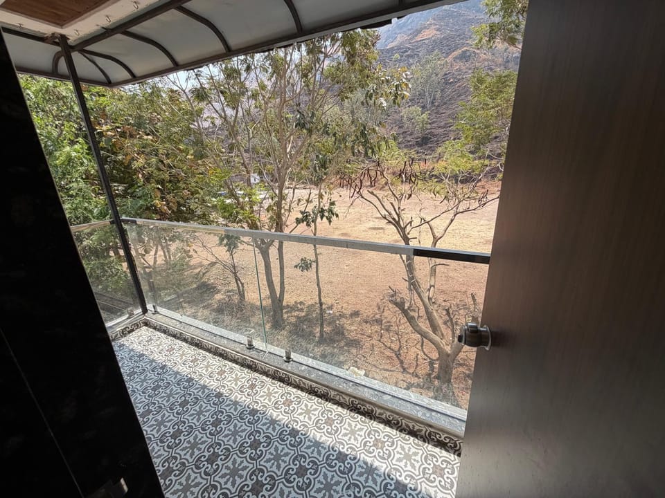 Vacation Home Apartment in Maharashtra