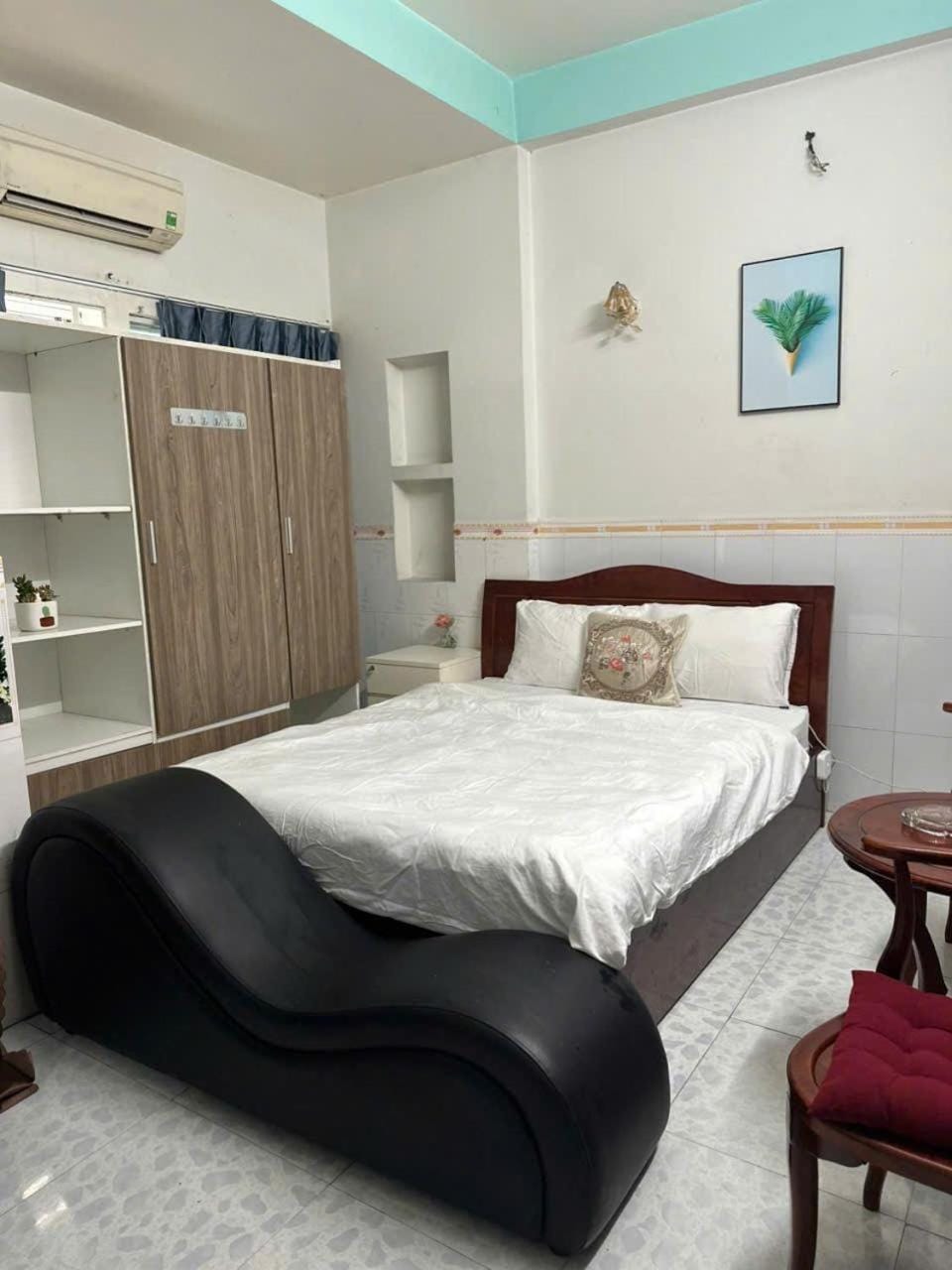 Khách Sạn Yến Oanh Hotel in Ho Chi Minh City