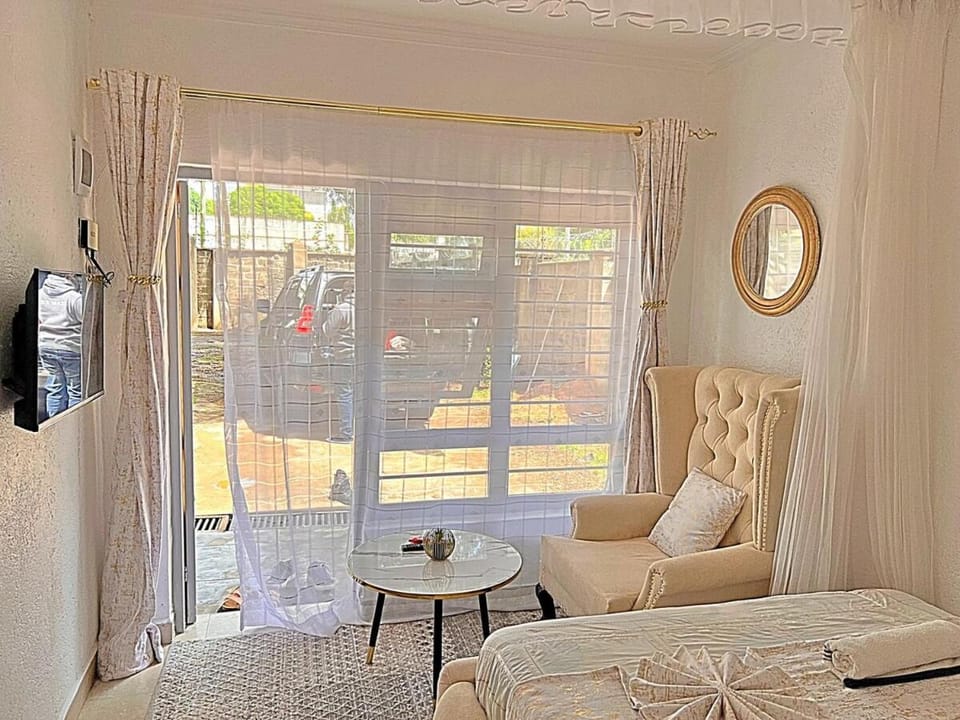 Luxury Homely Apt studio with pool Apartment in Kenya
