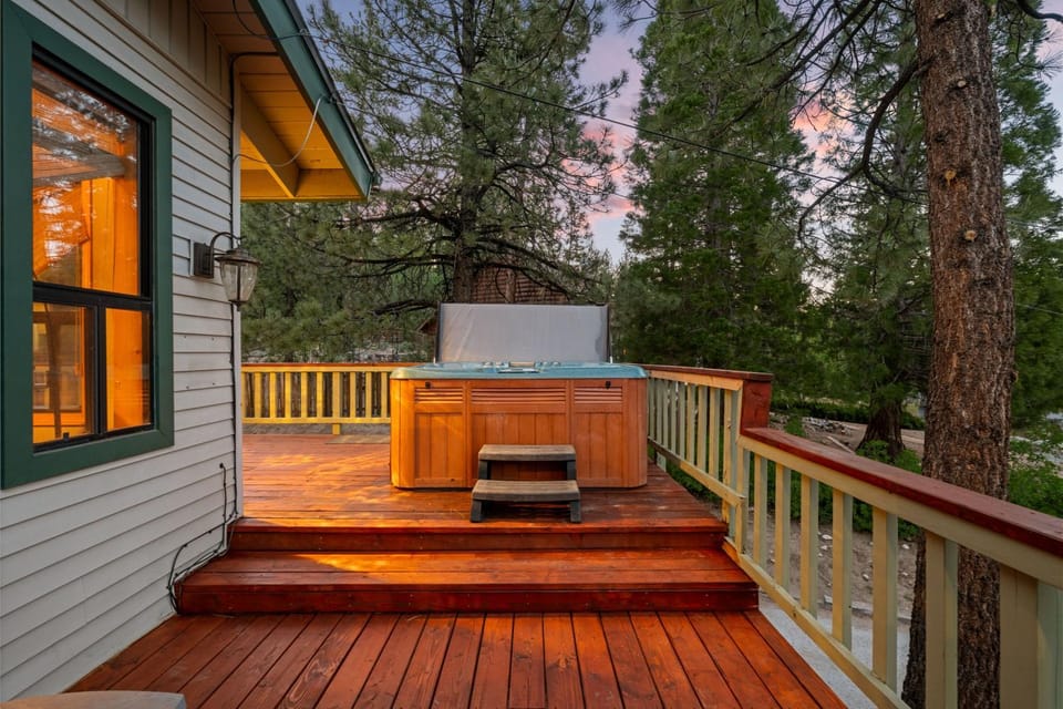 Lakeview Haven- Luxury Retreat House in Big Bear