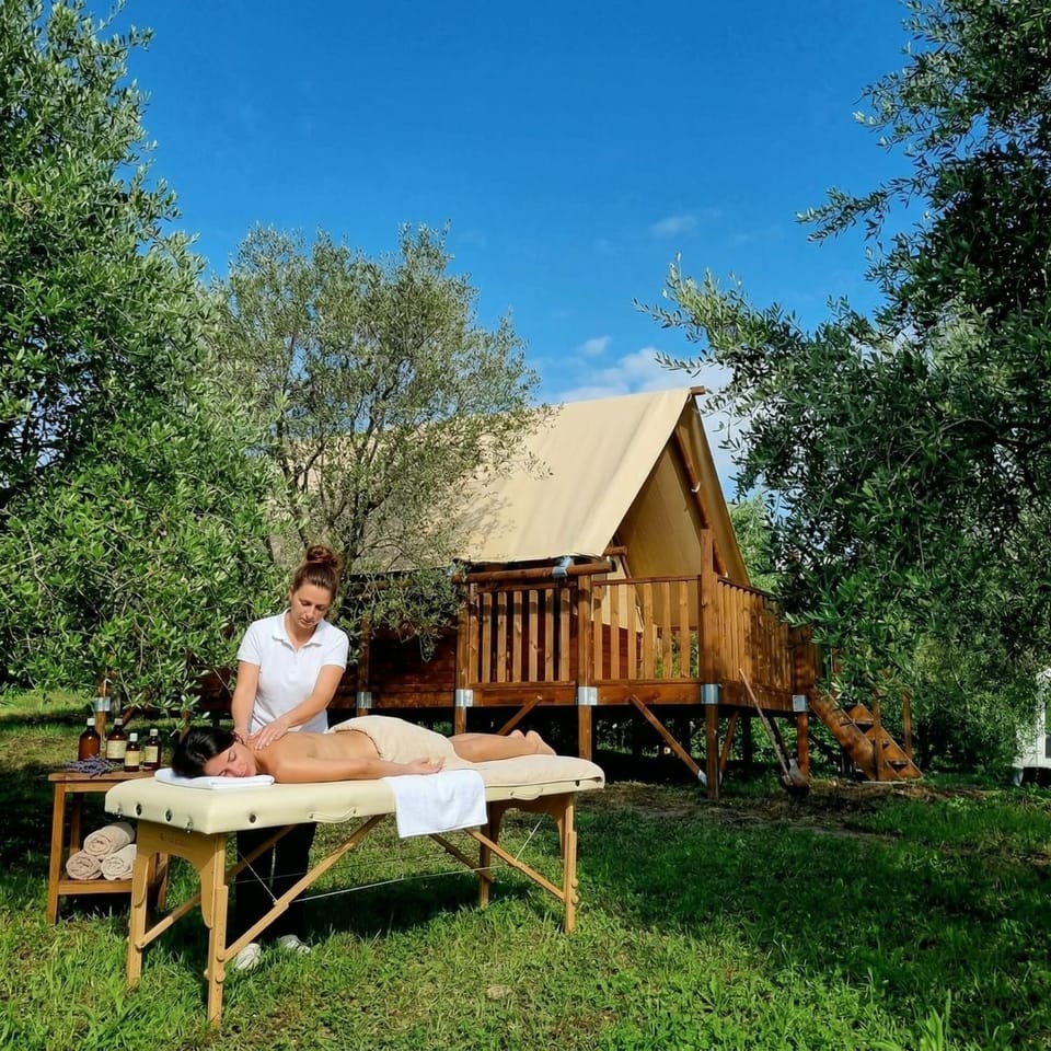 Massage, Massage, View (from property/room), Balcony/Terrace, Spa and wellness centre/facilities, Bedroom, Garden view