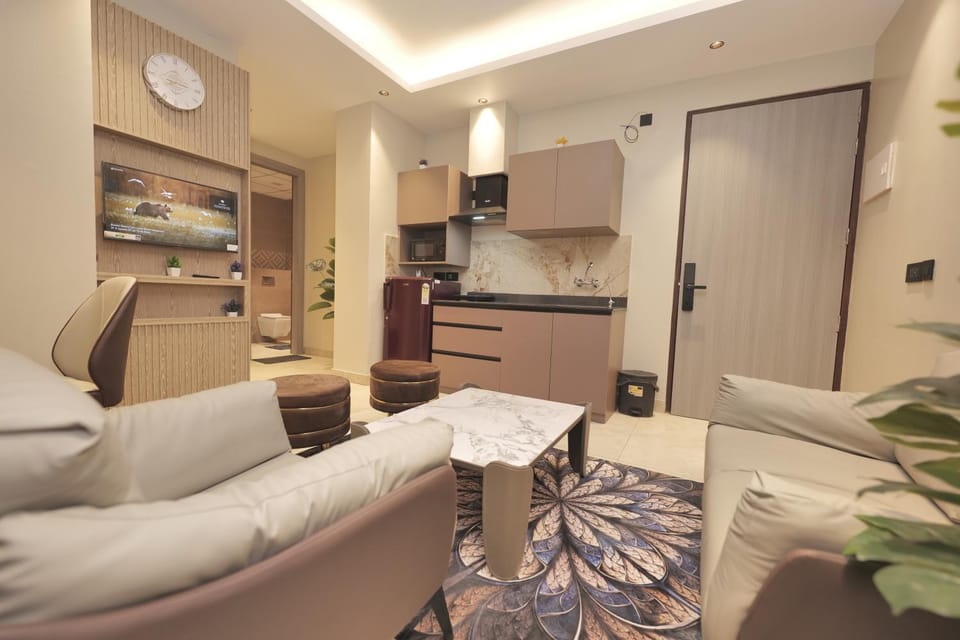 Kitchen or kitchenette, Living room