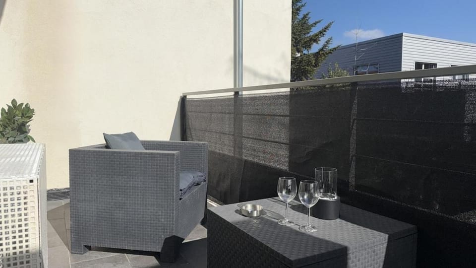 Comfortable apartment 15 minutes from Lyon Apartment in Villeurbanne