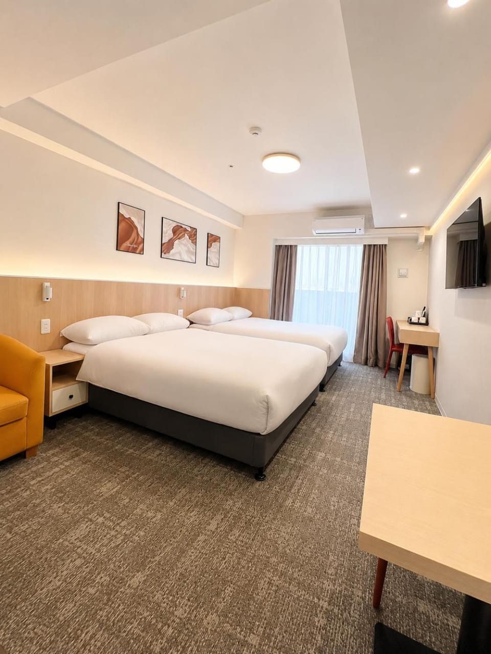People, Photo of the whole room, Decorative detail, Bedroom, furniture