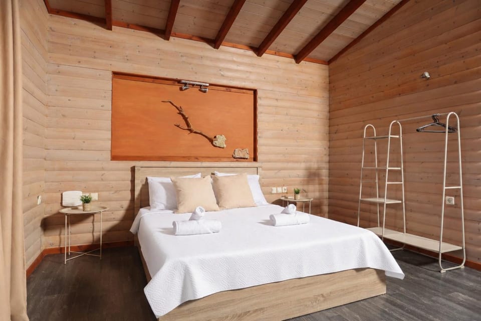 Hilltop Chalet 2 Apartment in Halkidiki