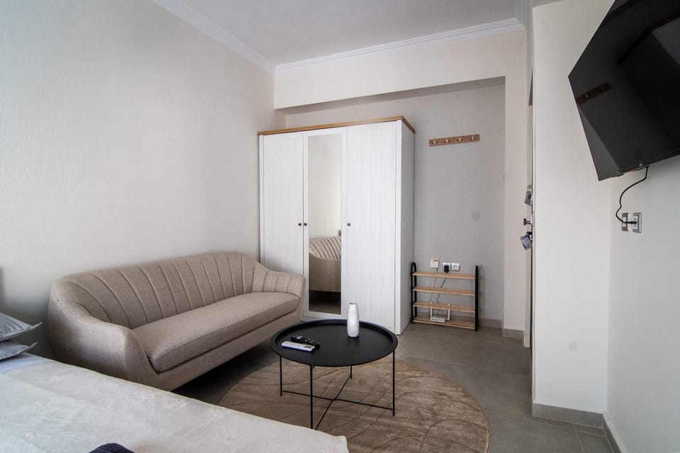 The Big Nest! Apartment in Decentralized Administration of Macedonia and Thrace
