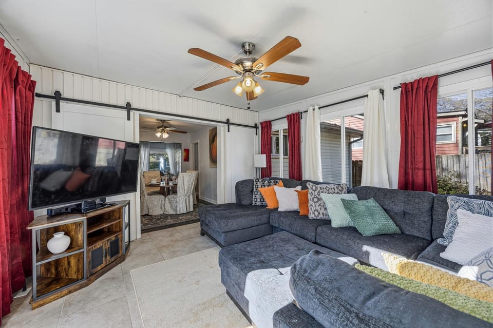 The Hapeville Haven Chalet in Hapeville