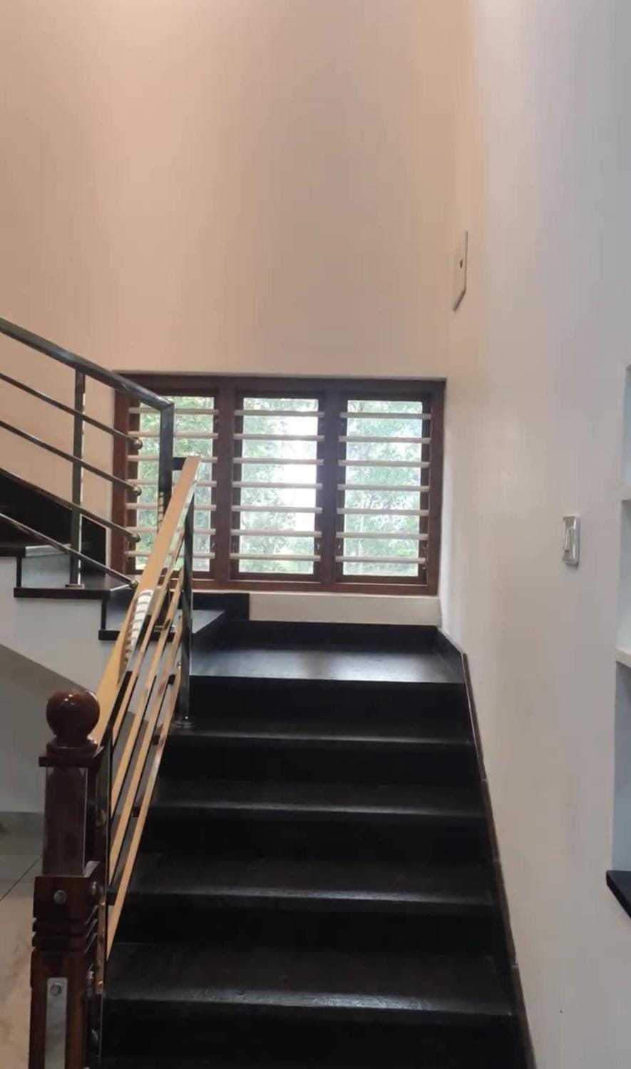 A Beautiful and Lowkey Retreat in the Mountains Villa in Kerala