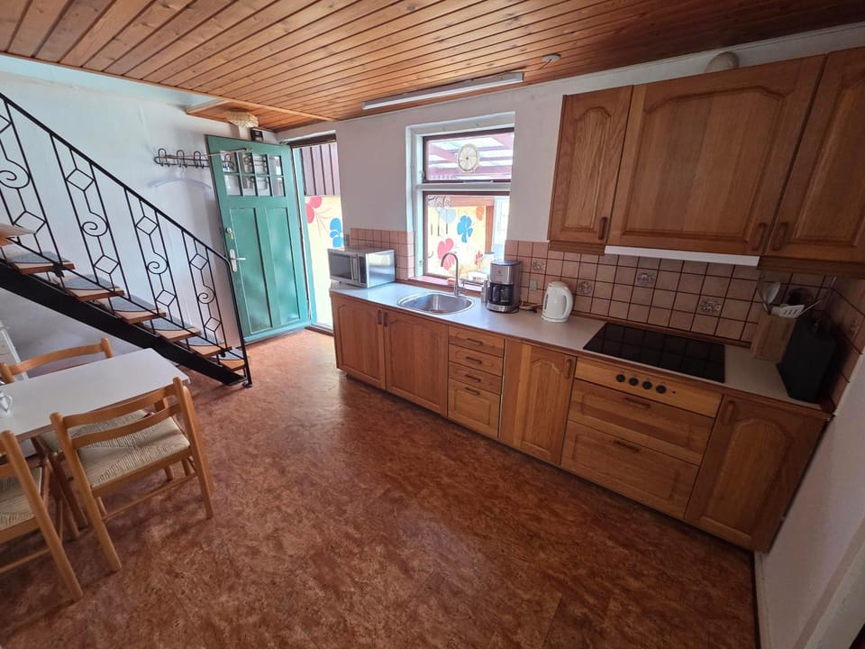 Kitchen or kitchenette, stove