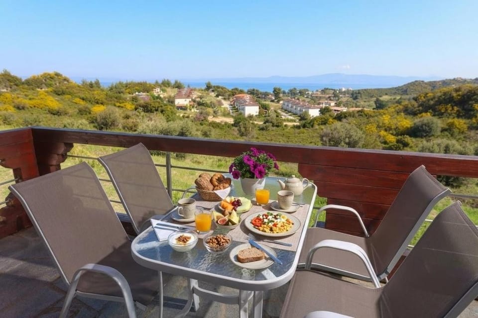 Hilltop Chalet 4 Apartment in Halkidiki