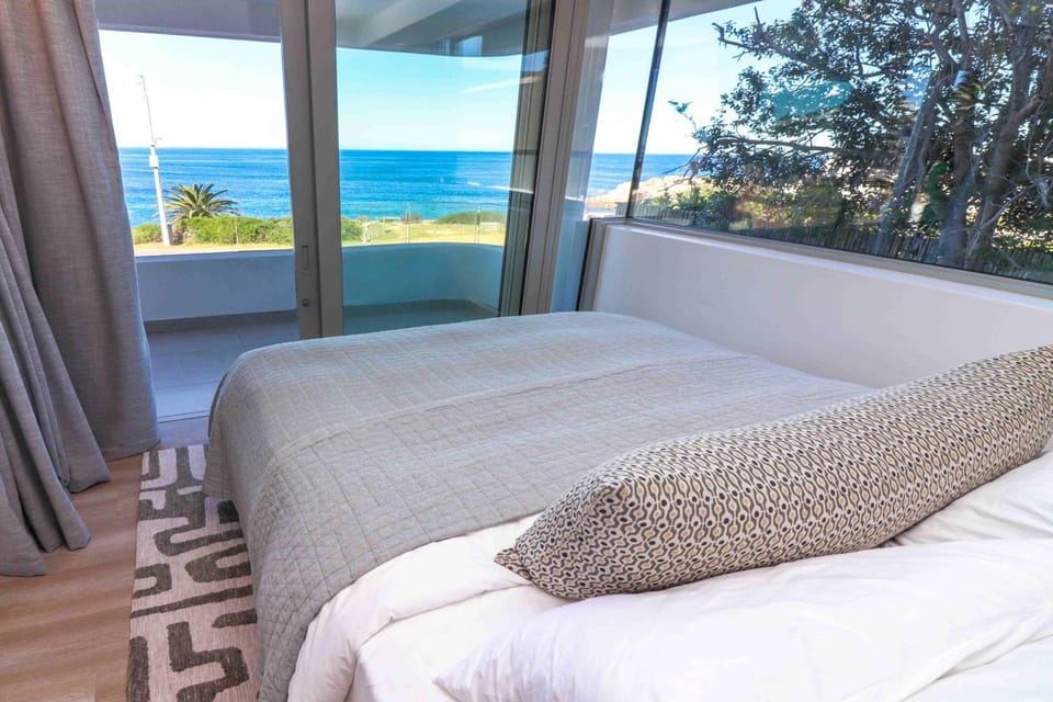 Bedroom, Sea view