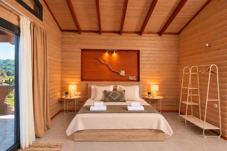 Hilltop Chalet 5 Apartment in Halkidiki
