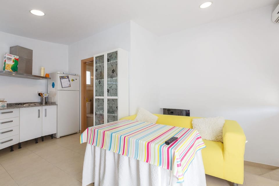 Mini Casa Club de Tenis Huércal de Almería Apartment in Comarca Metropolitana de Almería