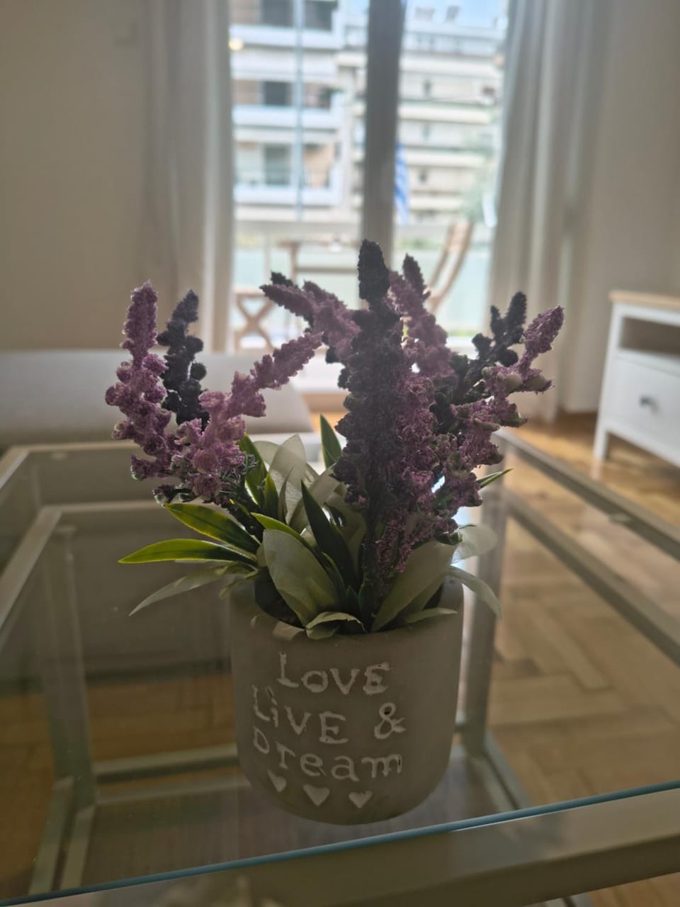 Summer, Text overlay