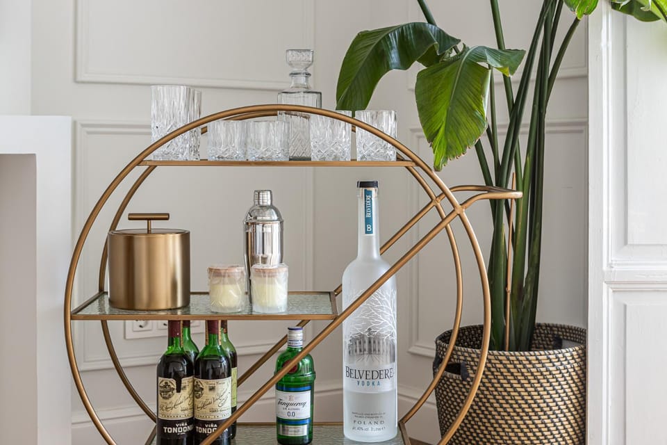 Waou Malasaña Luxe- Short Term Rental Apartment in Centro