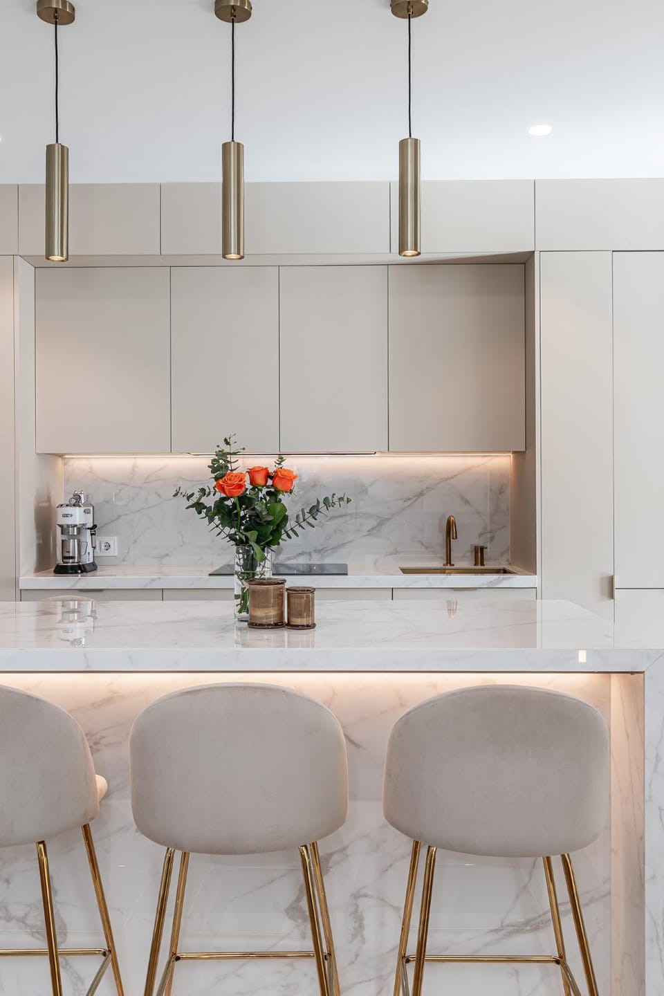 Waou Malasaña Luxe- Short Term Rental Apartment in Centro