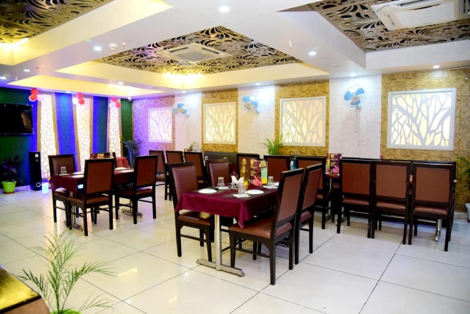 Hotel Grand Inn Hotel in Lucknow