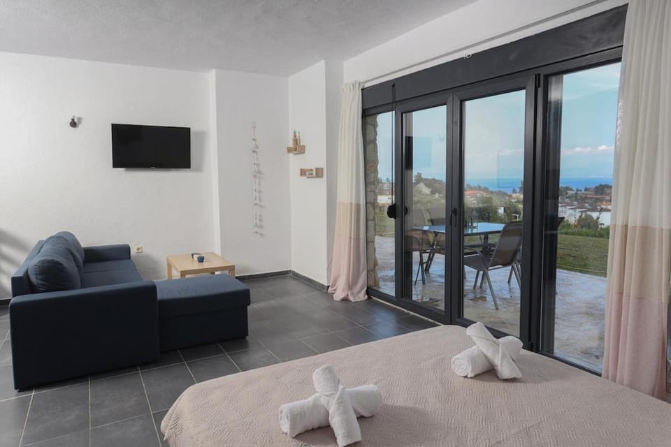 Hilltop Apartment 8 Apartment in Halkidiki