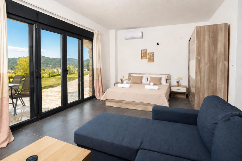 Hilltop Apartment 8 Apartment in Halkidiki