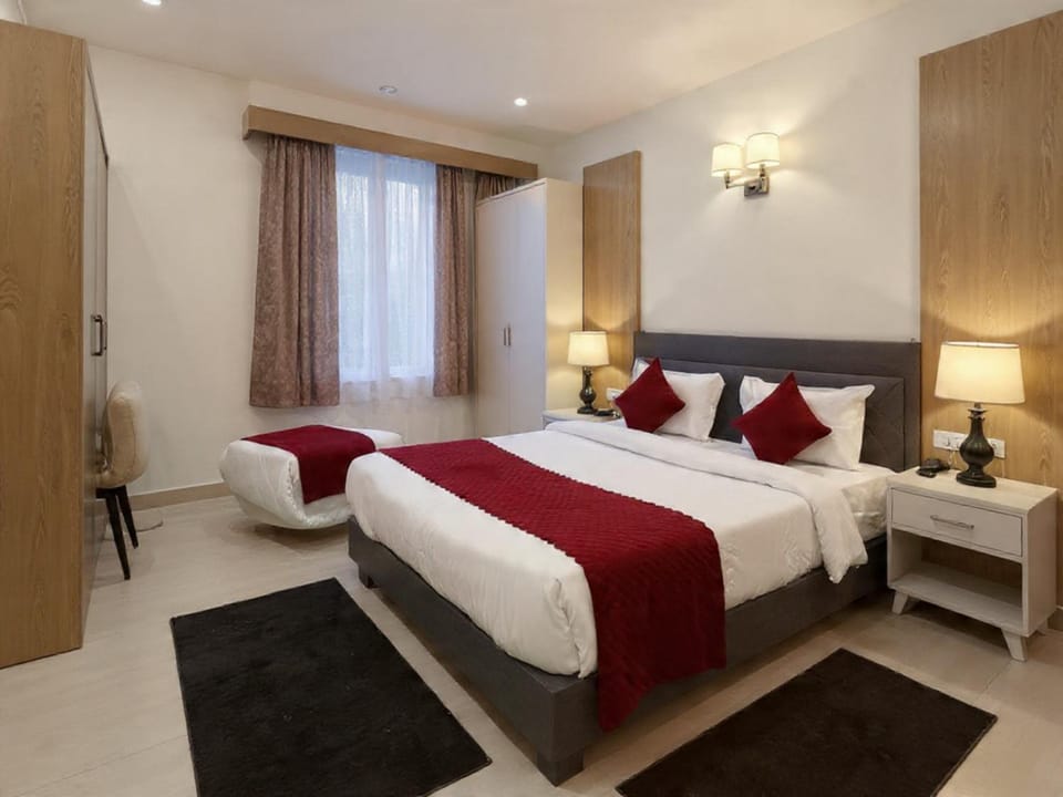 Bed, Photo of the whole room, Bedroom