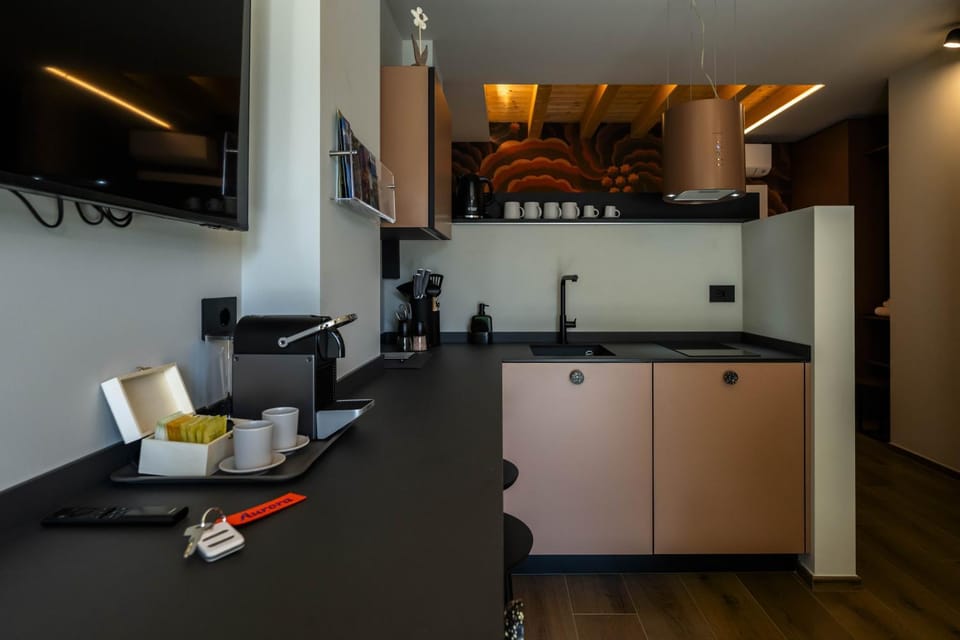 TV and multimedia, Coffee/tea facilities, Kitchen or kitchenette