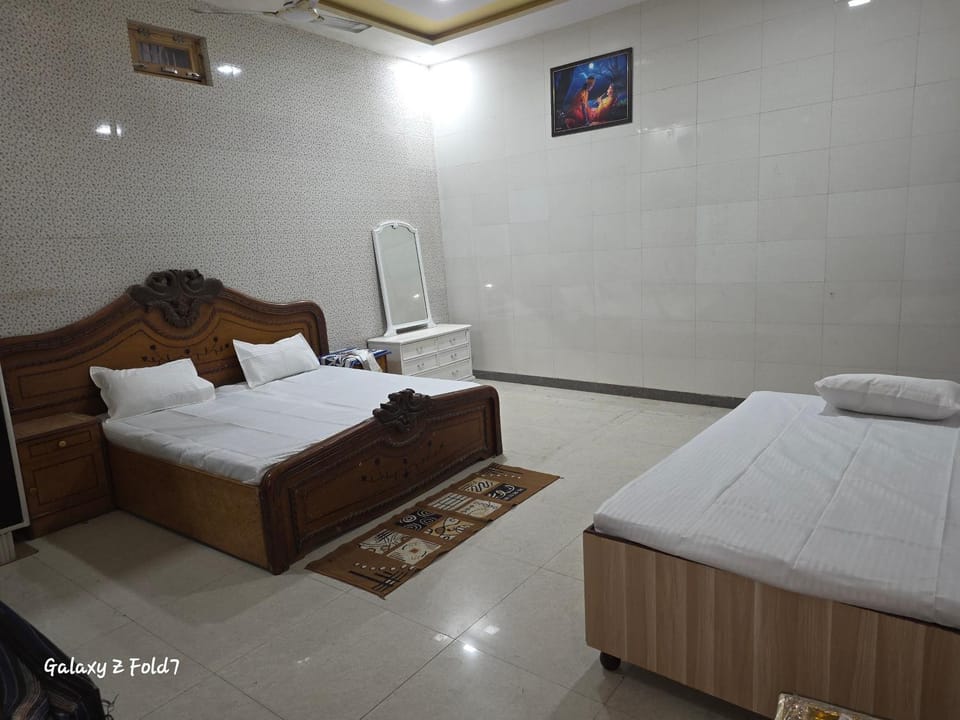 Shri Hit Sadan home stay Vacation rental in Uttar Pradesh
