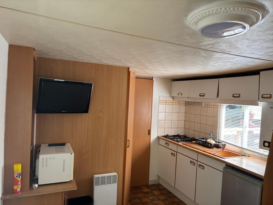 Mobil-Home Vintage Apartment in Provence-Alpes-Côte d'Azur