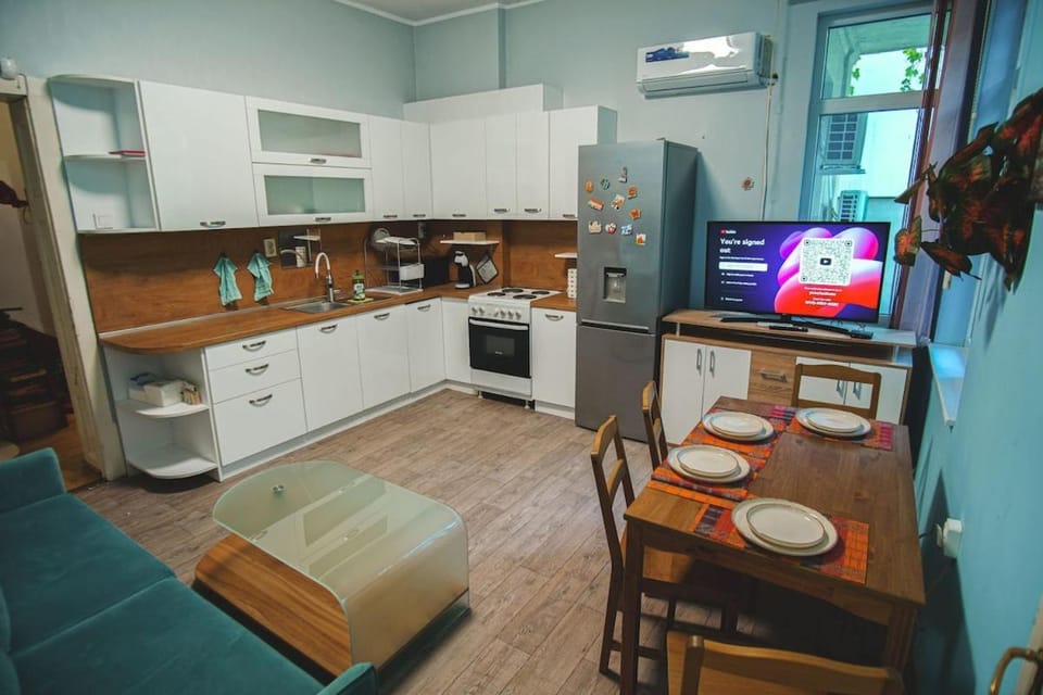 House Tsimerman 4 BR Private House Free Parking Private Garden House in Varna