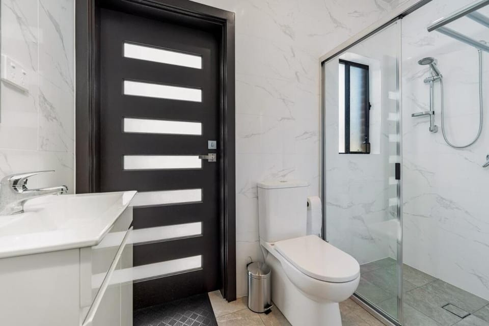Cosy & Modern 2BDR Granny Flat Apartment in Wollongong