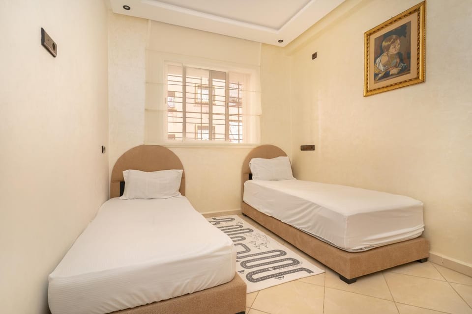 Bed, Photo of the whole room, Bedroom, children, children, children