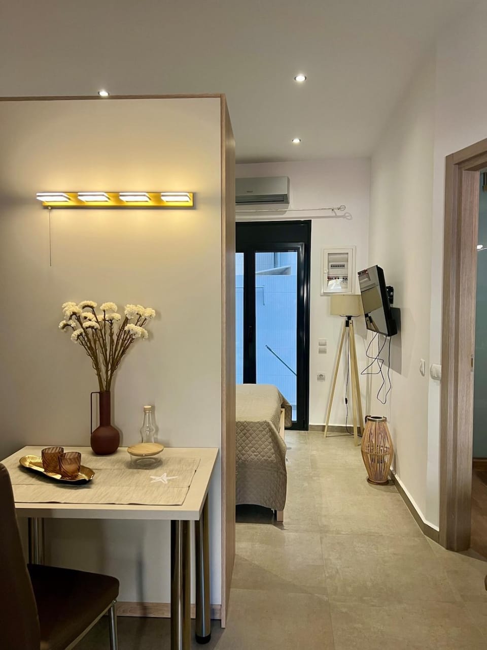Archo's 1 Smart location , Private parking Apartment in Chania