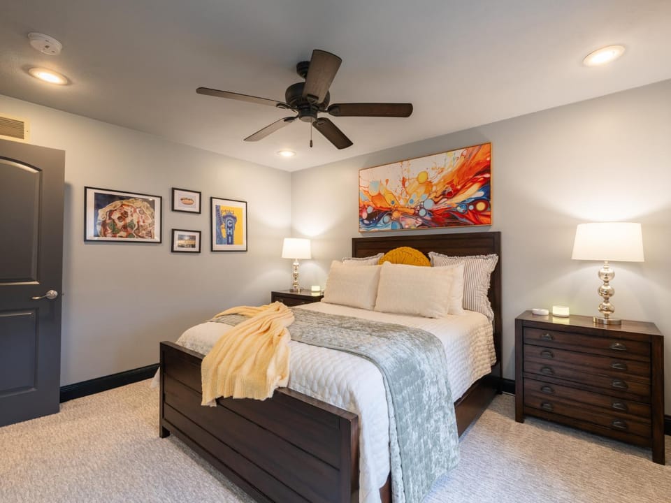 Bed, Bedroom