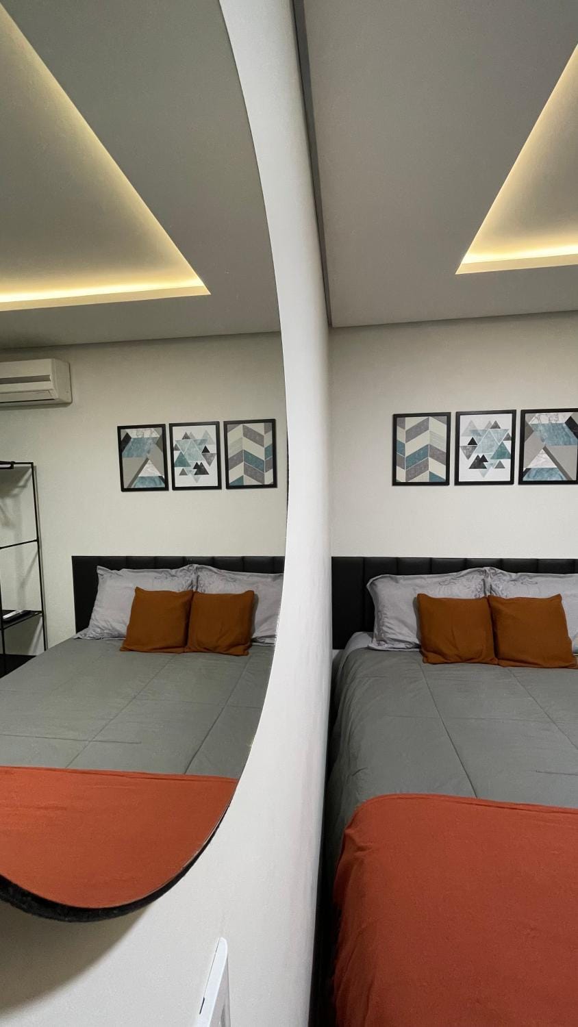 Villa Serena Garden - Quarto Cama Queen - Banheiro Compartilhado Vacation rental in Cascavel