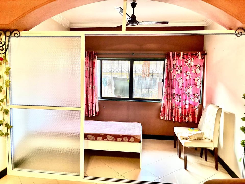 Furnished Ladies hostel at cbd belapur Hostel in Maharashtra
