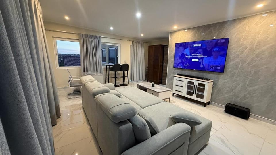 TV and multimedia, Living room, Photo of the whole room