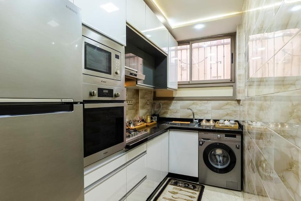 Golden cocoon - bright living room and cozy bedroom- Apartment in Agadir