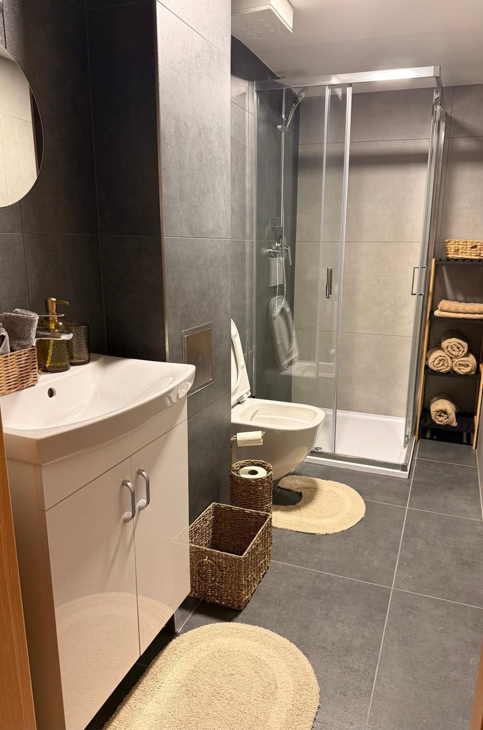 Shower, Bathroom