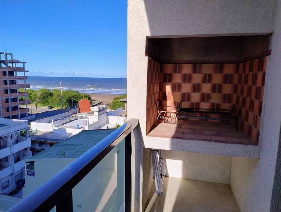 Apartment 1 block from the sea Apartment in San Bernardo del Tuyú