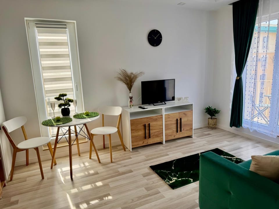 SunSet Studio by Cosmopolis Apartment in Bucharest