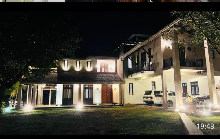 JNJ Villa Vacation rental in Negombo