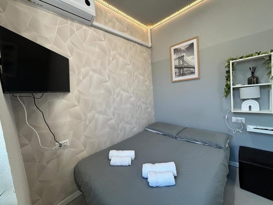 TV and multimedia, towels