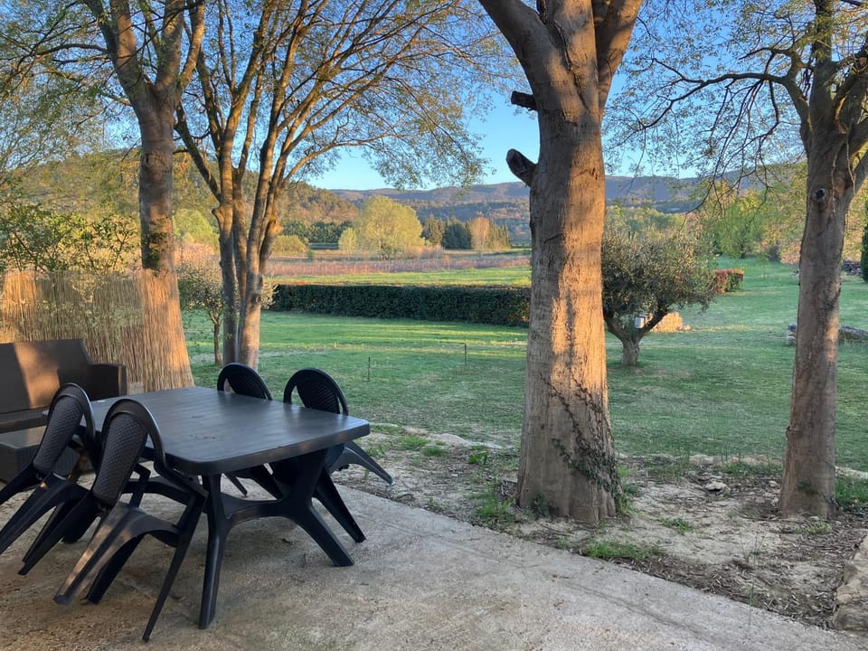 Petit appartement cosy en campagne House in Goult