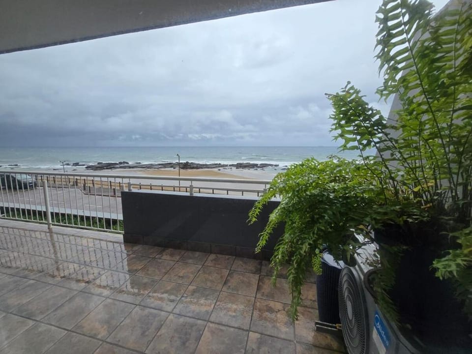 Flat 108 Cozumel, Umdloti Beach Front Apartment in KwaZulu-Natal