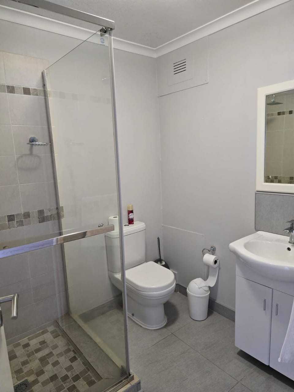 Flat 108 Cozumel, Umdloti Beach Front Apartment in KwaZulu-Natal