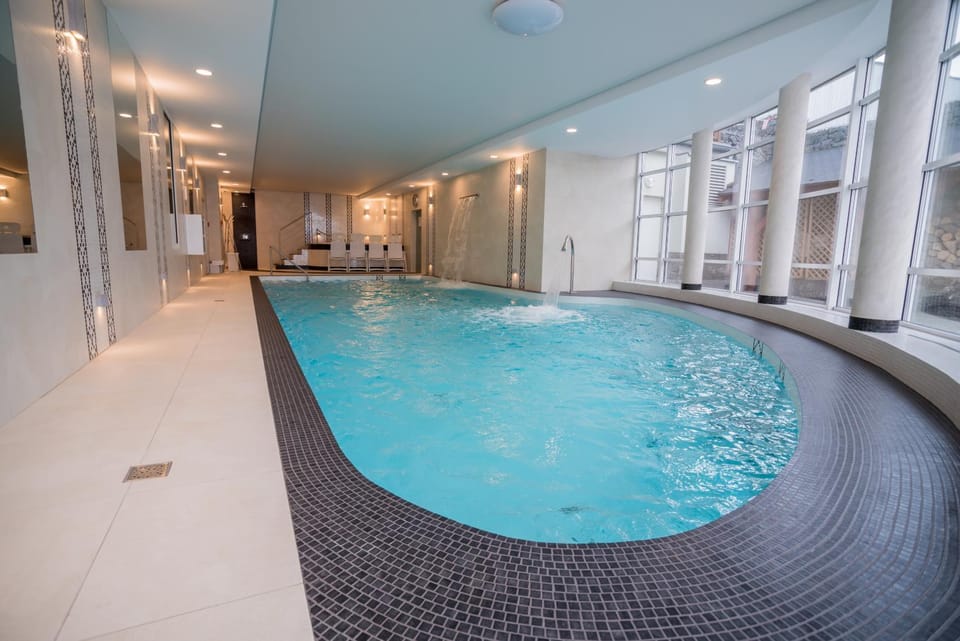 Activities, Decorative detail, Seating area, Swimming pool, Sports